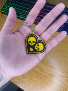 HEARTS - POKER CARDS KEYCHAIN