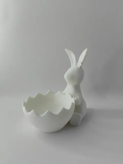 Easter Bunny Girl with Egg Basket — Фото 6 из 9