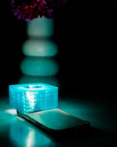 Luminis Gemma – The Portable Light Prism