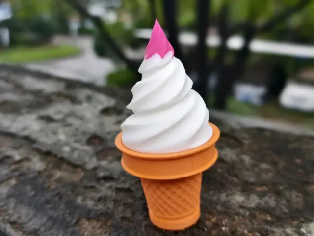 Two ice cream model decorations — Фото 3 из 5