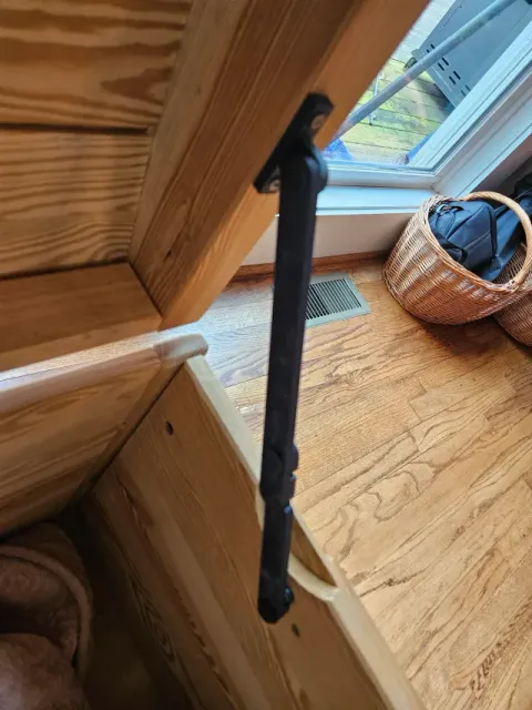 Simple Lid Stay for toy chest or desk — Фото 3 из 9