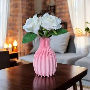 Design Vase “Facetta” – Geometric Mid-Century Flower Holder