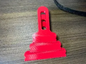 Glue spreader
