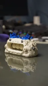 Rotating Mood Monster Desk Sign - 4-State Status Tracker