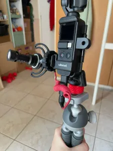 1/4"-20 Female to Female Tripod Adapter