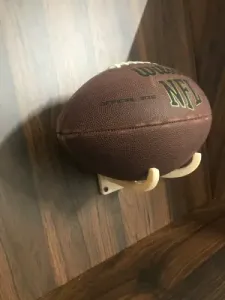 Ball Stand V2 (Full Size Ball)