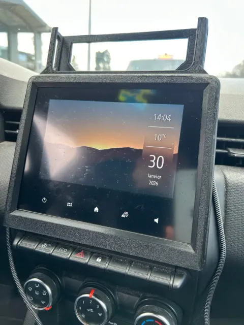 Renault Clio 5 Screen Bezel and Phone Mount — Image 4 of 6