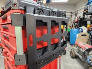 Side mount for packout plate