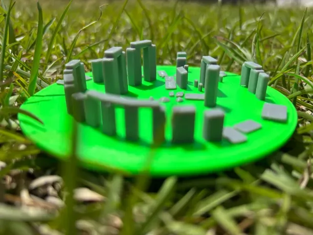 Mini Accurate Stonehenge — Image 4 of 5