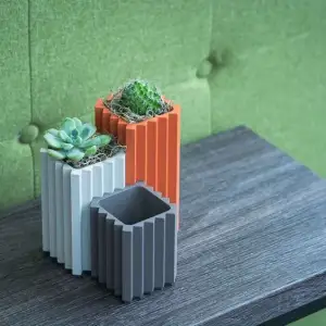 CUBICS POT