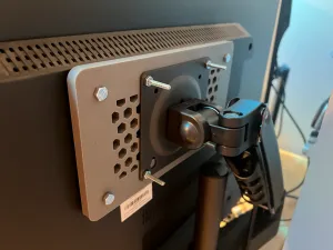 VESA display mount adapter 200x100mm to 100x100mm