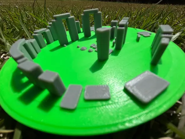 Mini Accurate Stonehenge — Image 2 of 5
