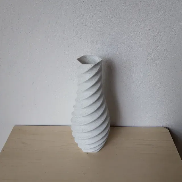 Spiral vase — Image 3 of 5