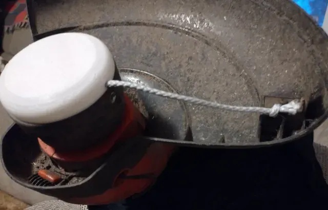 Black & Decker Weed Whacker Mod — Image 6 of 9