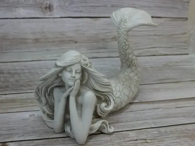 Mermaid Fridge Magnet Hook Decoration — Image 4 of 5