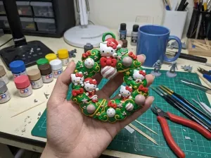 HELLO KITTY, CHRISTMAS TREE WREATH
