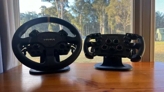 Moza Racing Steering Wheel Stand — Фото 2 из 5