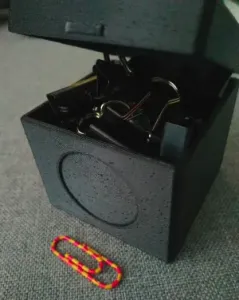 Pandora's box for small things (50x50x50 mm)
