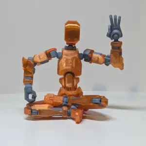 Dummy 13 action figure