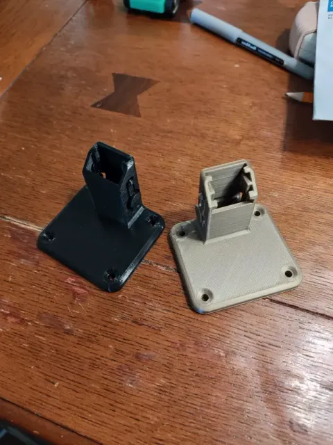 Eufy Solocam S340 Soffit-Wall Snap Mount — Image 3 of 3