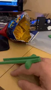 Eating aid short version