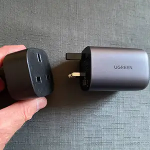 UGreen GAN Plug Protector v6