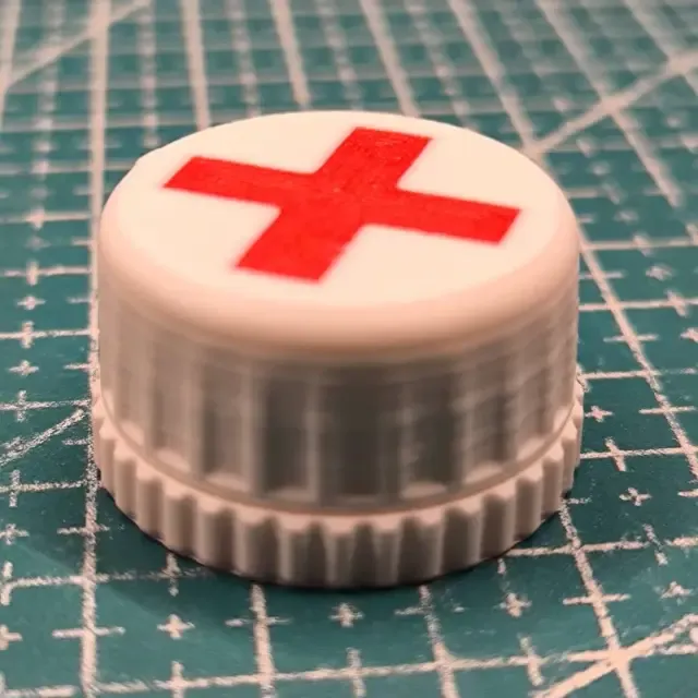 Compact pills containers. 3 sizes, 2 caps