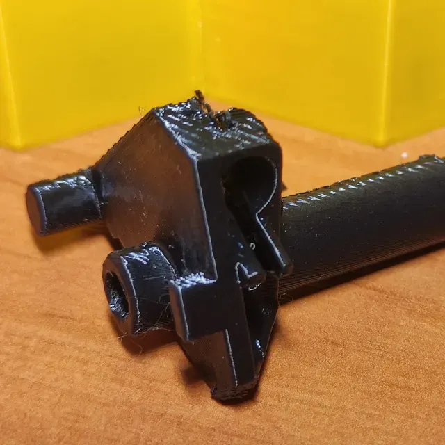 Renault Master - Door handle detail-v2 improved