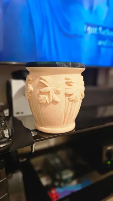 Planter Pot — Image 8 of 9