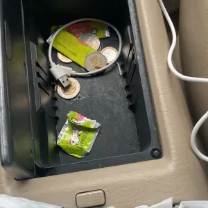 highlander 1st gen cupholder