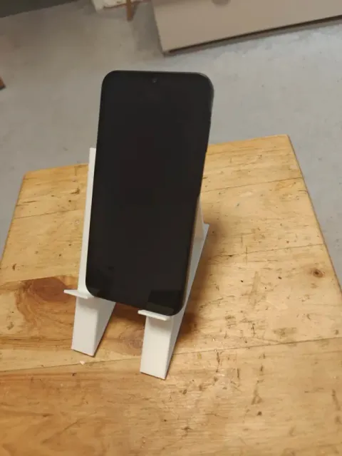 phone stand v4 — Image 2 of 3