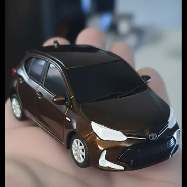 toyota yaris hybrid
