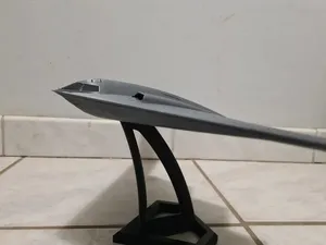 Bombardier Northrop B-2 Spirit Scale 1:80