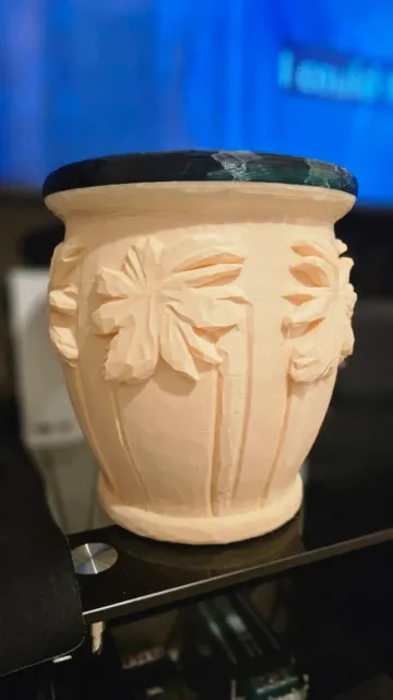 Planter Pot — Image 2 of 9