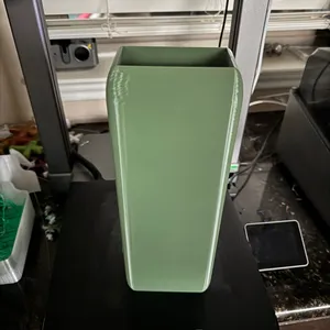 2x4 rectangular vase or pot